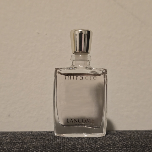 Miracle Lancome Eau de Parfum mini 0.17fl Oz 5ml Dabber - Picture 2 of 5